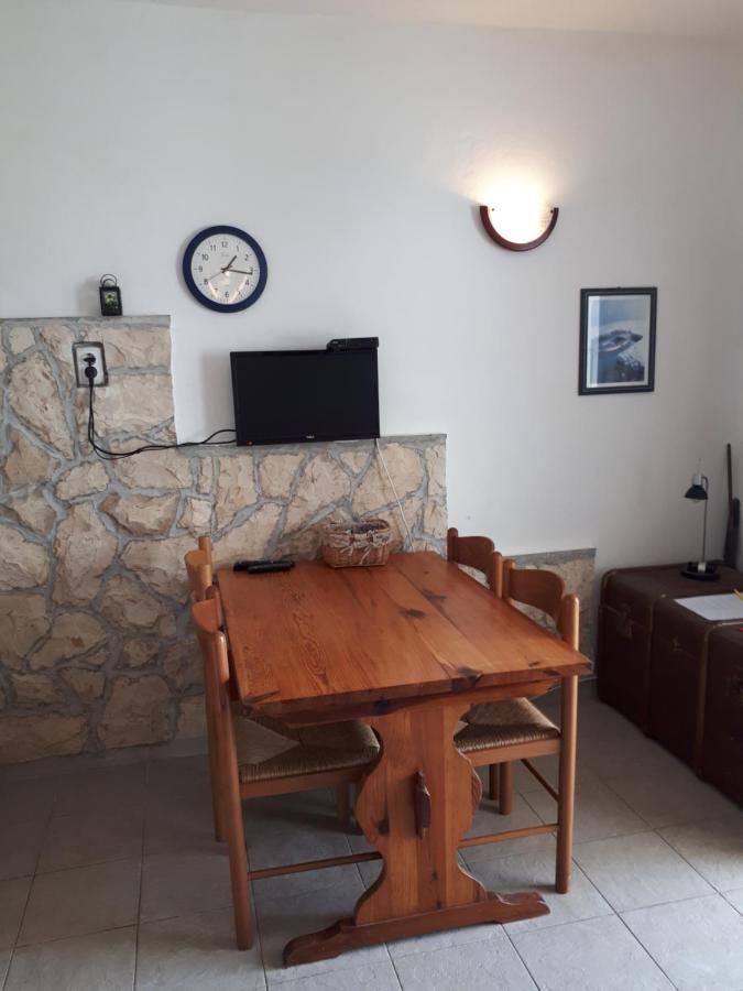 Apartmani Sikic Метайна Экстерьер фото